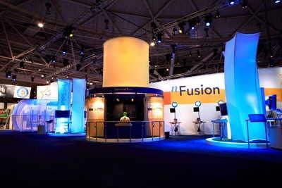 西班牙展臺搭建,怎樣和當?shù)厝藛T溝通？